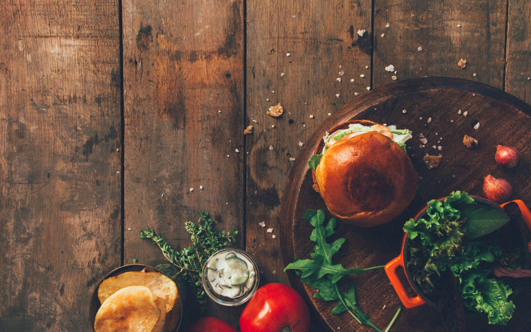 Restabat ut Caesar post haec properaret accitus